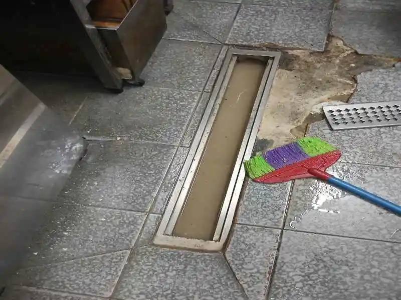 군포 싱크대 물이 안 내려갈 때 확인할 것